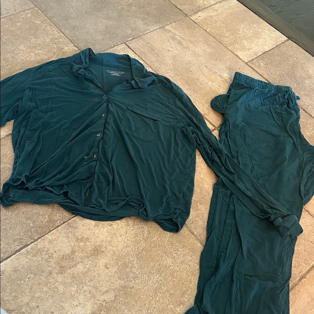 Women's Green Sleepwear Set